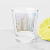 Dubai moderne Wolkenkratzer Corniche Schnapsglas (Rückseite)