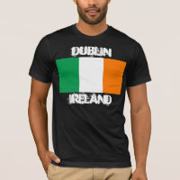 Dublin, Irland mit irischer Flagge