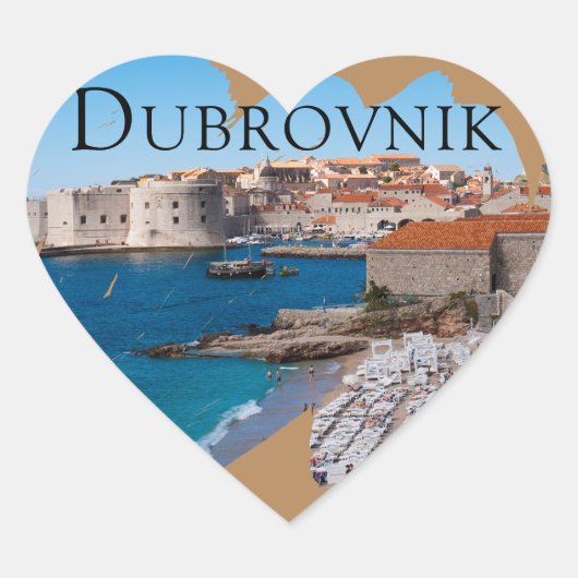 Dubrovnik: Aussicht auf Strand und Altstadt Herz-Aufkleber (Vorderseite)