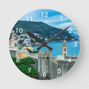 Dubrovnik city wall runde wanduhr