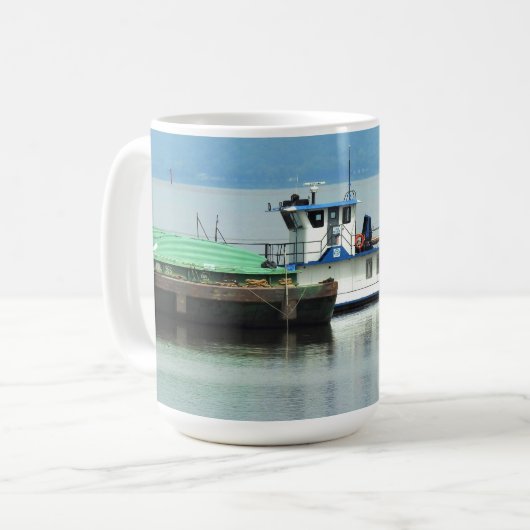 Dubuque, Iowa Pusher Boat am Mississippi River Kaffeetasse (Vorderseite Links)