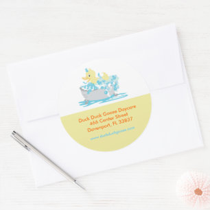 Duck in Tub Daycare Kinderbetreuung individuell an Runder Aufkleber