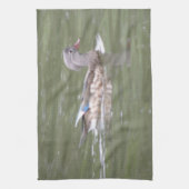 Duck on Lake Kitchen Handtuch (Vertikal)