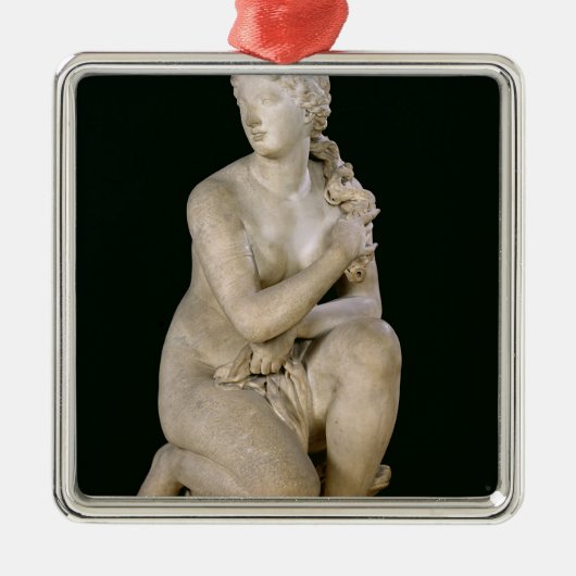 Duckendes Venus, 1686 Silbernes Ornament (Vorne)