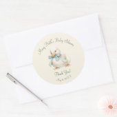 Duckling with Ribbon Baby Shower Paper Runder Aufkleber (Umschlag)