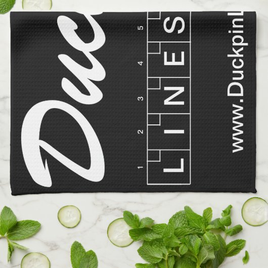 Duckpin Line Handtuch (Gefaltet)