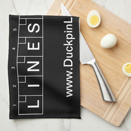 Duckpin Line Handtuch (Viertel Falte)