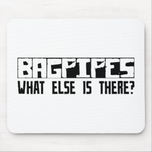 Dudelsäcke, was sonst dort ist? mousepad