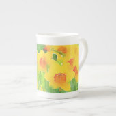 Duftfarbene Aquarellblüte Knochen-China Tasse (Vorderseite Rechts)
