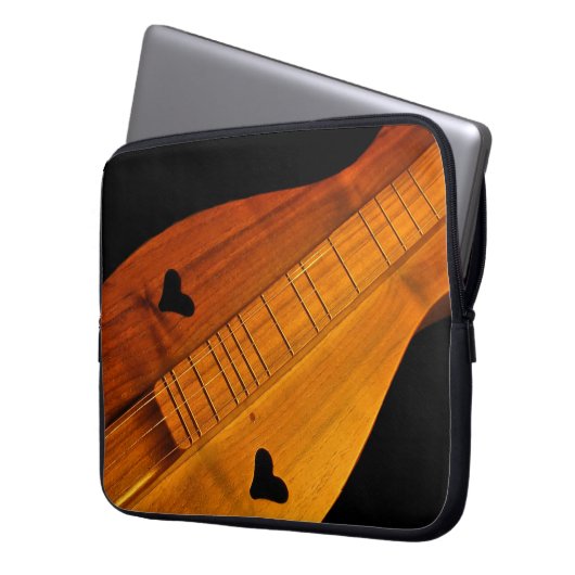 Dulcimer Laptop Sleeve (Vorderseite Links)