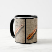 DULCIMER-MUG TASSE (Vorderseite Links)