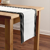 Duleek Knoten Kurzer Tischläufer (Beispiel)