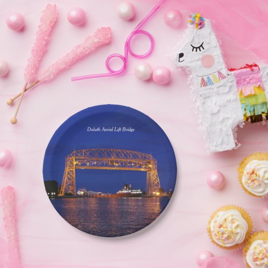 Duluth Aerial Lift Bridge & John G. Munson Pappteller (Party)