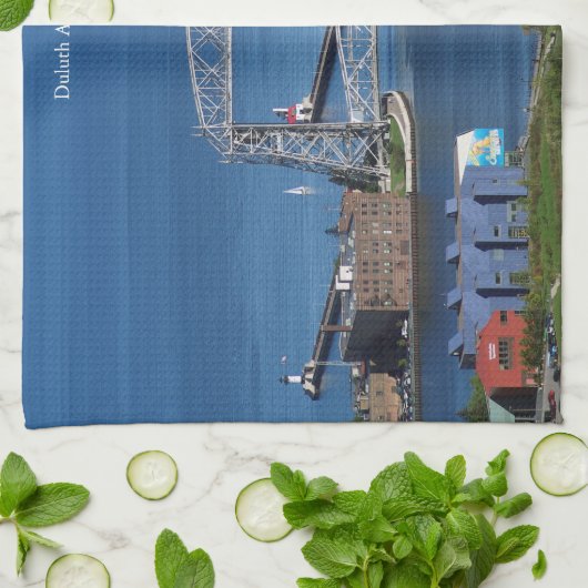 Duluth Luftbrücke Küchentuch (Gefaltet)