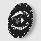 Dumbells und Doughnut - Funny Gym Workout Große Wanduhr (Winkel)