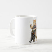 Dummer cooler lustiger Katzen-Meme — rauchende Kat Kaffeetasse (Vorderseite Links)