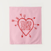 Dummer Cupid Herz Mit Pfeilen Lustig Sarkastisch Wandteppich (Vorderseite)