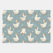 Dummer-Gans-Party – blauer Hintergrund mit Federn Geschenkpapier Set (Vorderseite 3)