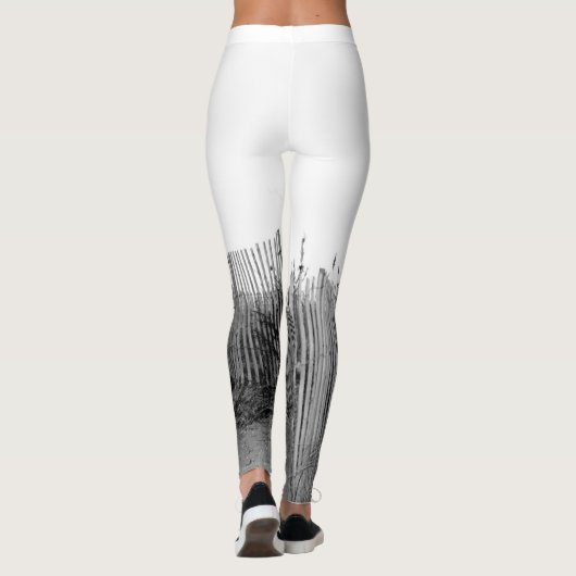 Düne, die Leggings einzäunt (Rückseite)