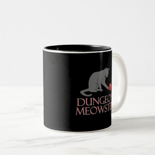 Dungeon Meowster Funny RPG Cat with Dice Zweifarbige Tasse (VorderseiteRechts)