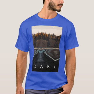 Dunkel auf der Bahn T-Shirt