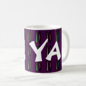 Dunkel lila mit dunklen Streifen Kaffeetasse (VorderseiteRechts)