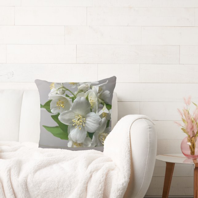 Dunkel und leicht grau mit Weiß Kissen (Liege)