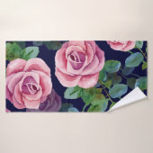 Dunkelblau, rosa Rosen Wasserfarbe. Badehandtuch (Badehandtuch)