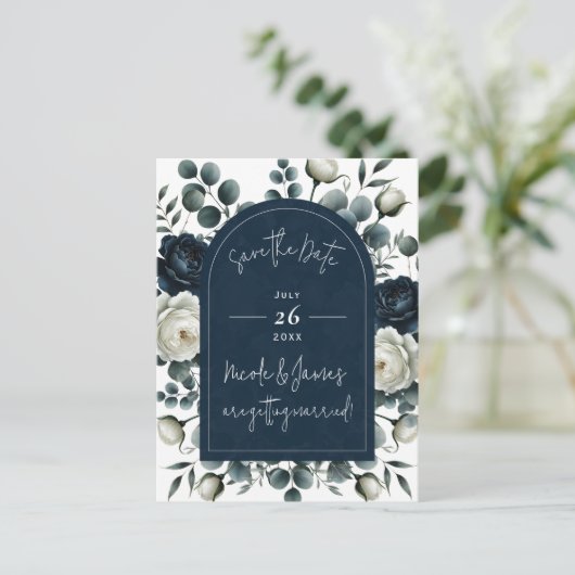 Dunkelblau und Weiß Moderne Blumengrün Rett Datum Ankündigungspostkarte (Stehend Vorderseite)