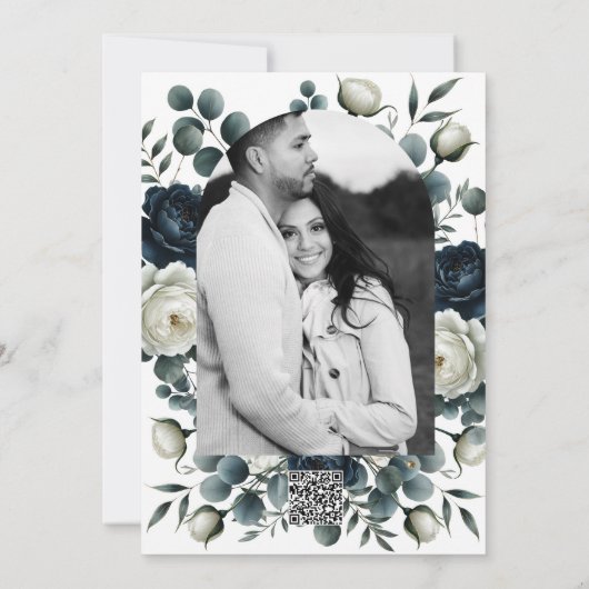 Dunkelblau & weiß Moderne Blumengrün Hochzeit Einladung (Rückseite)