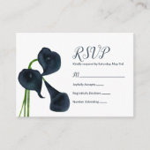 Dunkelblaue Calla Lilies RSVP-Karte Hinweiskarte (Vorderseite)