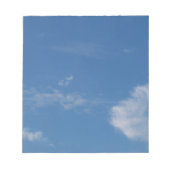 dunkelblaue Himmelswolken Notizblock (Vorderseite)