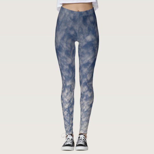 Dunkelblaue Leggings mit bewölktem Himmel (Vorderseite)