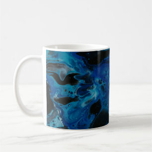 Dunkelblaue psychedelische Flüssigkeit Kaffeetasse