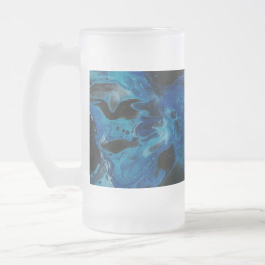 Dunkelblaue psychedelische Flüssigkeit Mattglas Bierglas (Links)