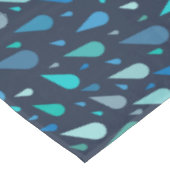 Dunkelblaue Regentropfen mit individuelle Name Tischdecke (Schrägansicht)