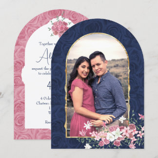 Dunkelblaue und rosa Rosenbouquet, gewölbte Hochze Einladung