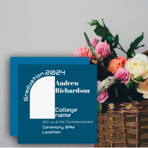 Dunkelblaue weiße Typografie Abschluss Flat Card Ankündigung