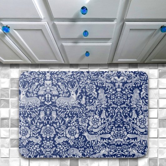 Dunkelblauer Weißwald Tierart Kunst Badematte