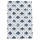 Dunkelblaues Lilie-Muster auf weißem Hintergrund Mittlere Geschenktüte (Vorderseite)