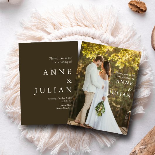 Dunkelbraune Hochzeit mit einem Foto- und QR-Code Einladung