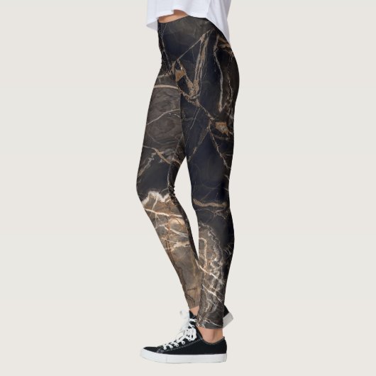 Dunkelbraune Marmorvene Leggings (Links)