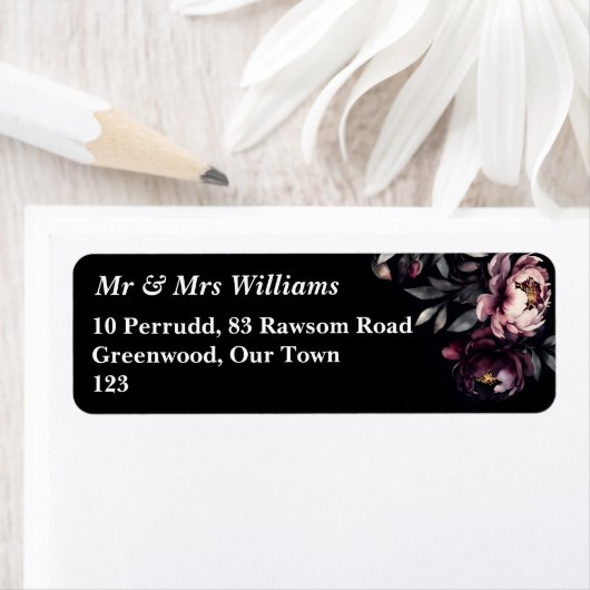 Dunkelbraune, noir, elegante bordeauxfarbene Pfann (Insitu)