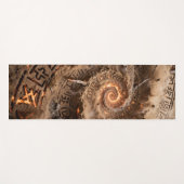 Dunkelbraune Runen, wirbelig und verflochten Yogamatte (Vorderseite (Horizontal))