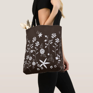 Dunkelbraune Tasche mit weißen Blume