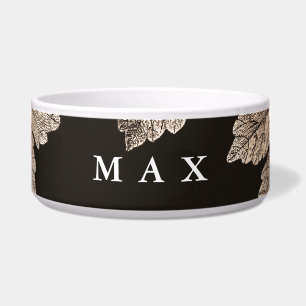 Dunkelbraune und bronzefarbene Blätter Rustikaler  Napf