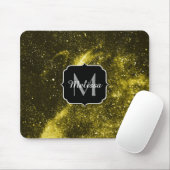 Dunkelgelbe abstrakte Galaxie Monogram Mousepad (Mit Mouse)