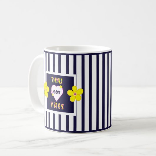 Dunkelgelbe Blumen Tasse (Vorderseite Links)