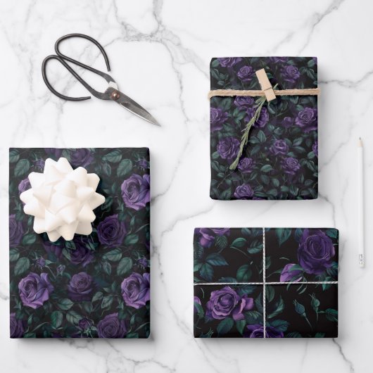 Dunkelgotische Blumenmuster mit tiefen Lila Rose Geschenkpapier Set (Vorderseite)