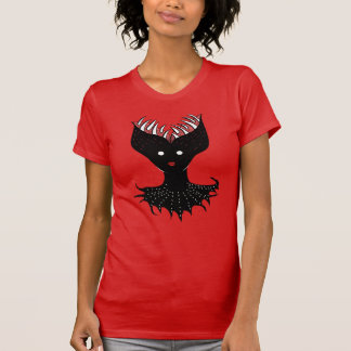 Dunkelgotische Girl-Figur mit Zähne T-Shirt